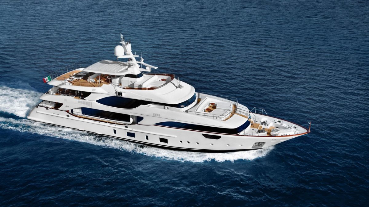 Benetti Crystal 140