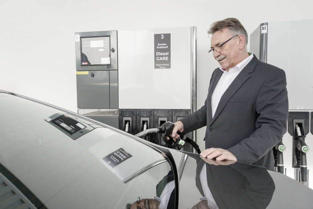 Fully renewable diesel fuel from Bosch