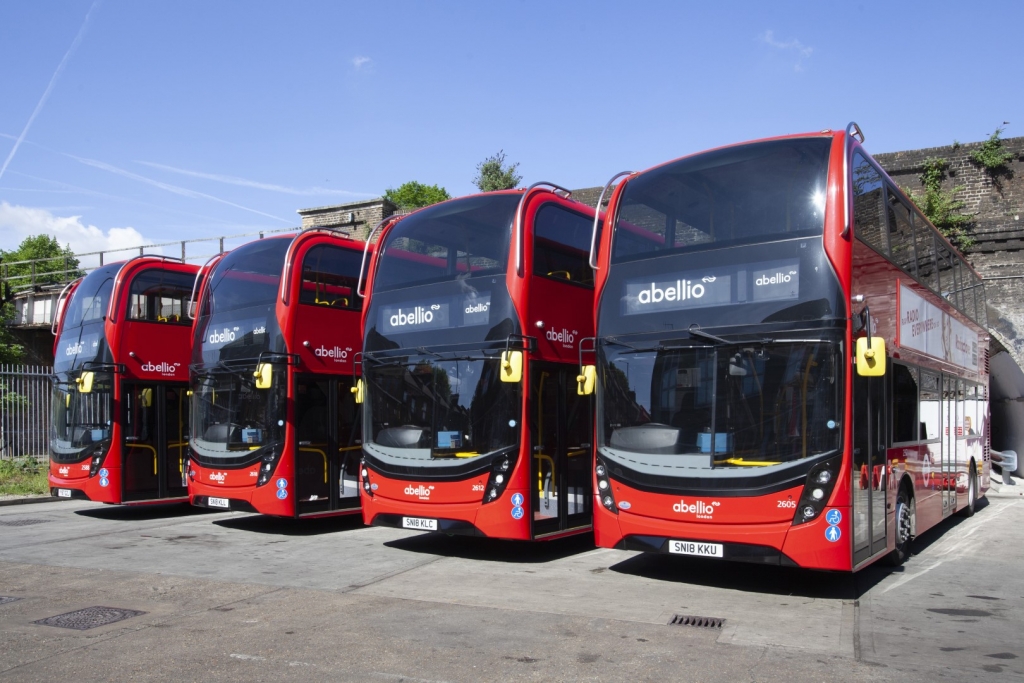 hybrids buses