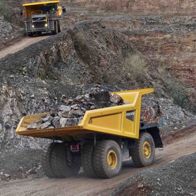 Volvo CE matches Cummins QSK 19 for R60 and R70 dump trucks